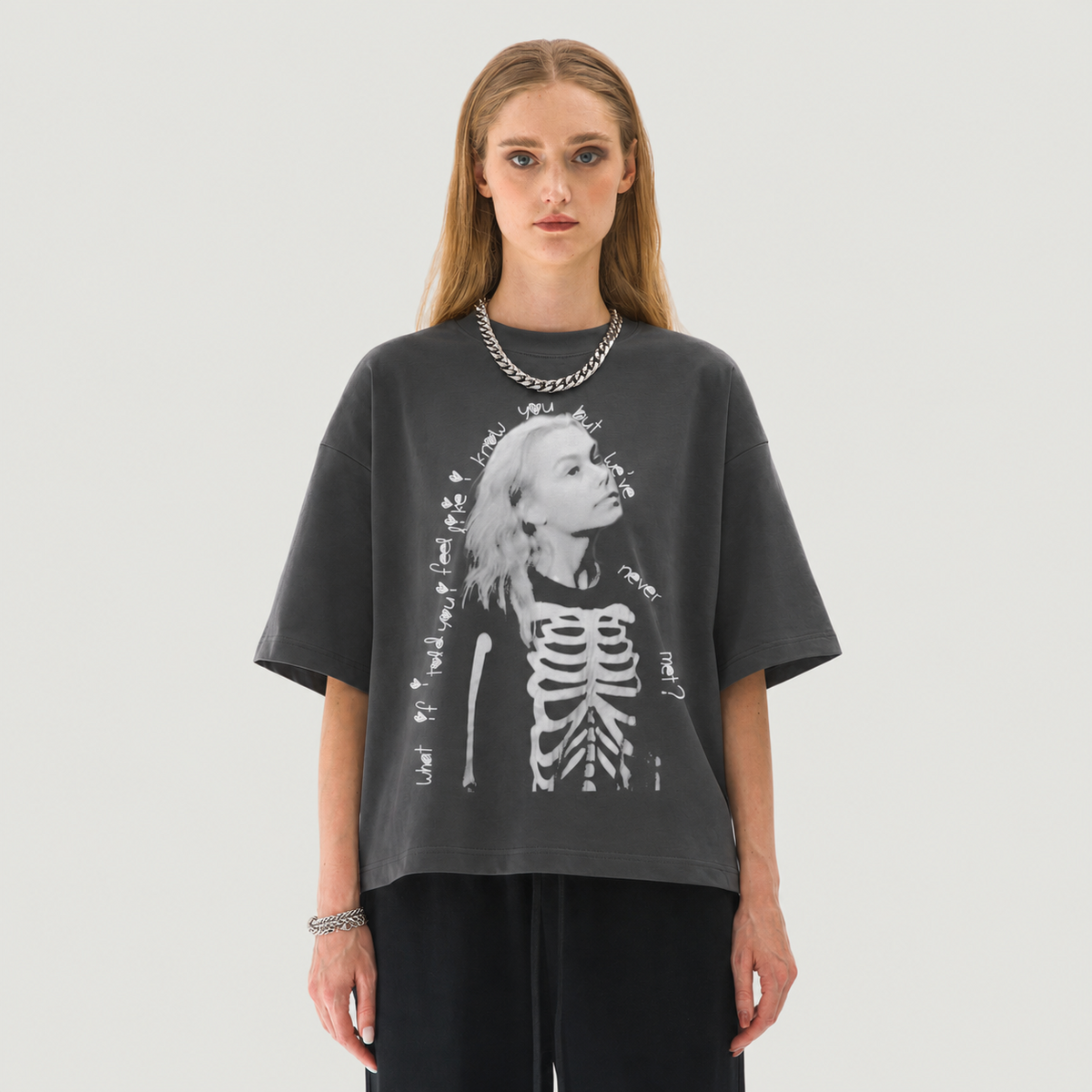 PHOEBE BRIDGERS TEE