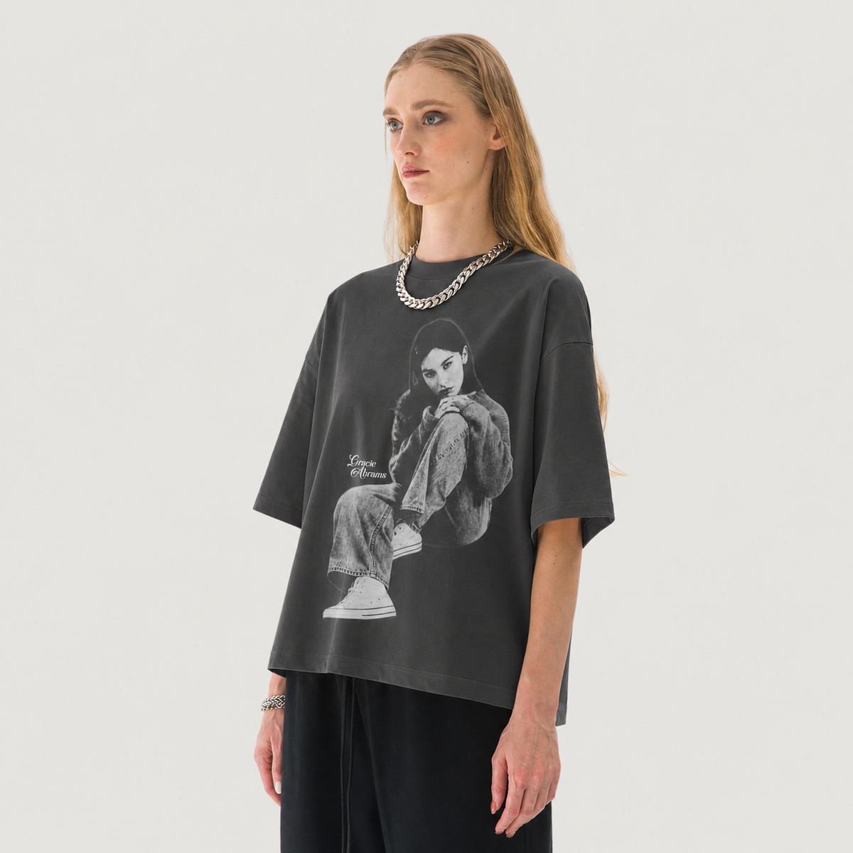 GRACIE ABRAMS TEE